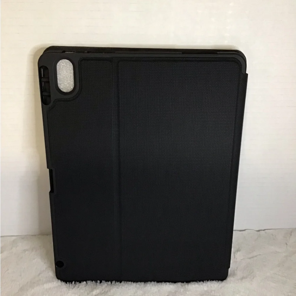 iPad Air 4 Case Black - Picture 3 of 4